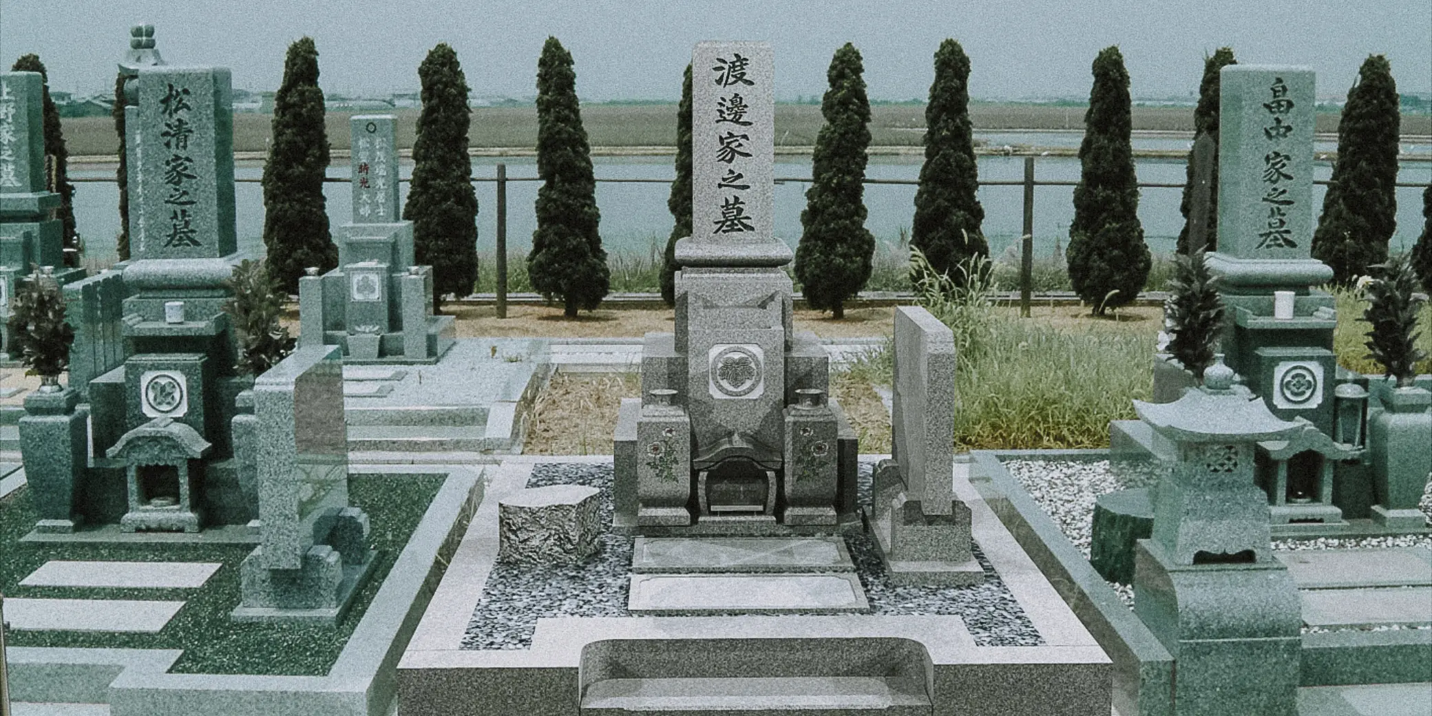 墓地のイメージ写真
